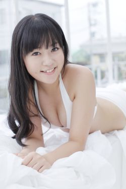 美女扒开屁股让男人桶尿口